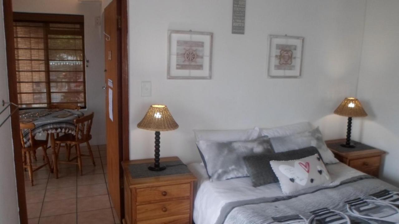 After8 B&B Kleinbaai Eksteriør bilde